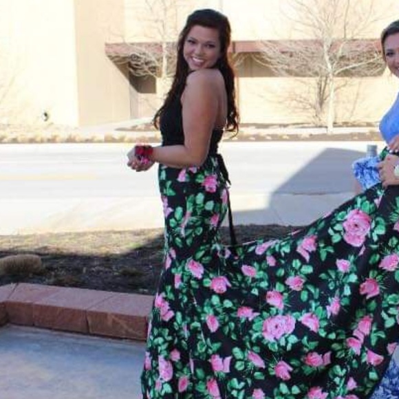 Sherri Hill Dresses & Skirts - Sherri Hill Black and Floral Prom Dress